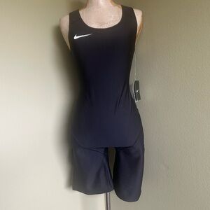 NWT Nike Dri Fit Black Women’s Weightlifting Singlet Size S